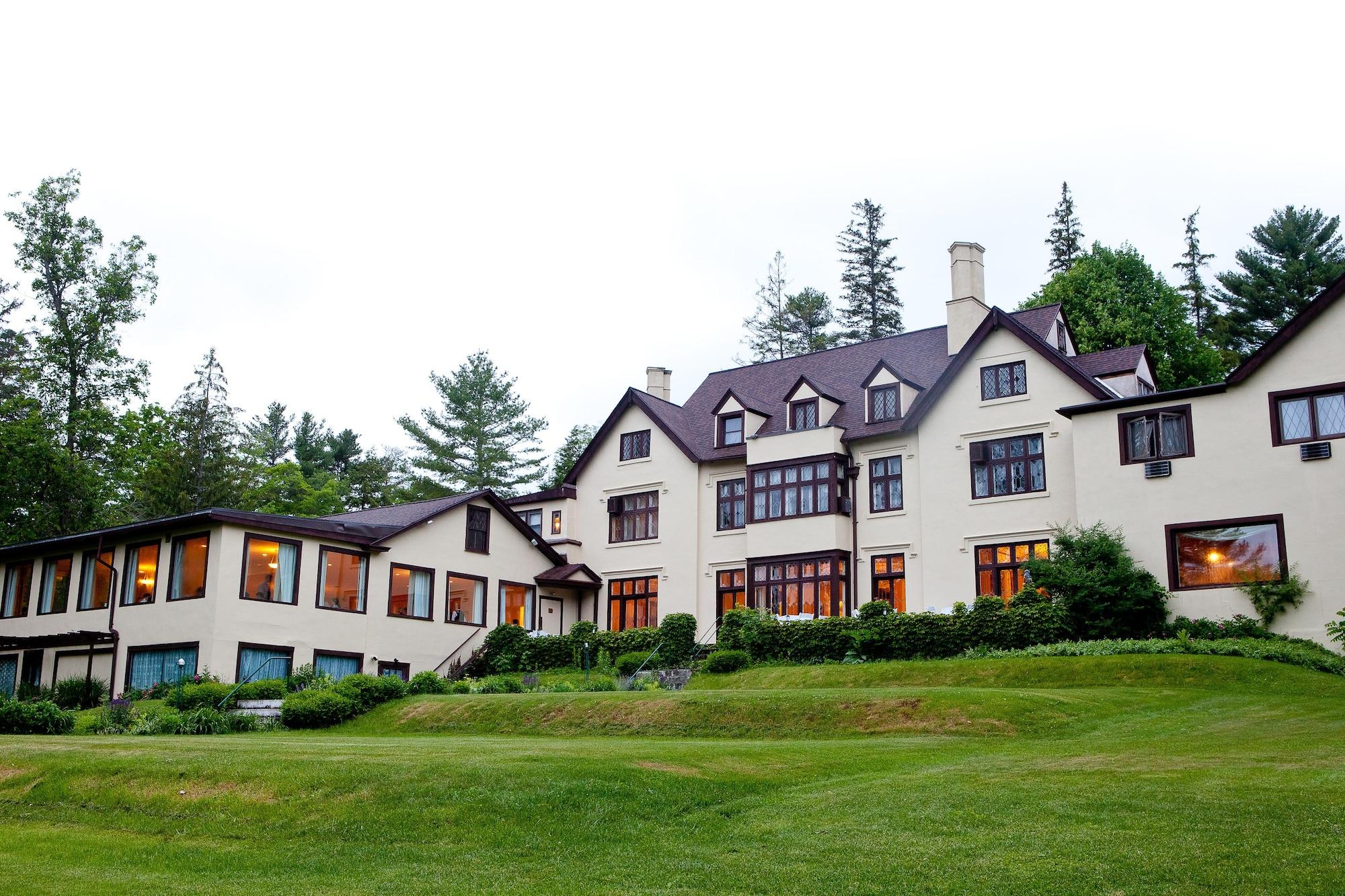 Seven Hills Inn Lenox Eksteriør billede