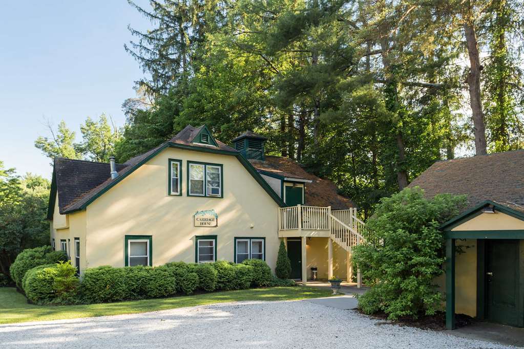 Seven Hills Inn Lenox Eksteriør billede