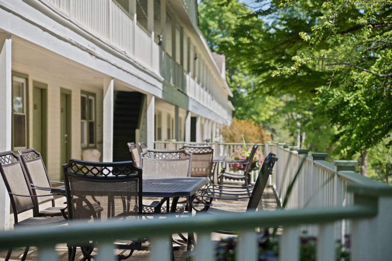 Seven Hills Inn Lenox Eksteriør billede