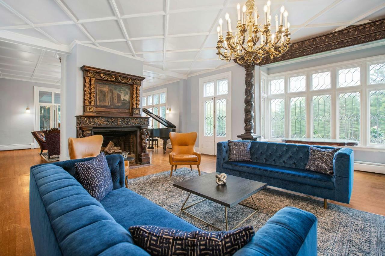 Seven Hills Inn Lenox Eksteriør billede