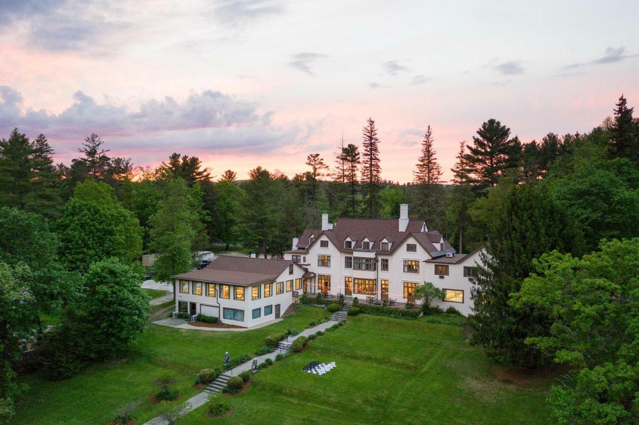 Seven Hills Inn Lenox Eksteriør billede